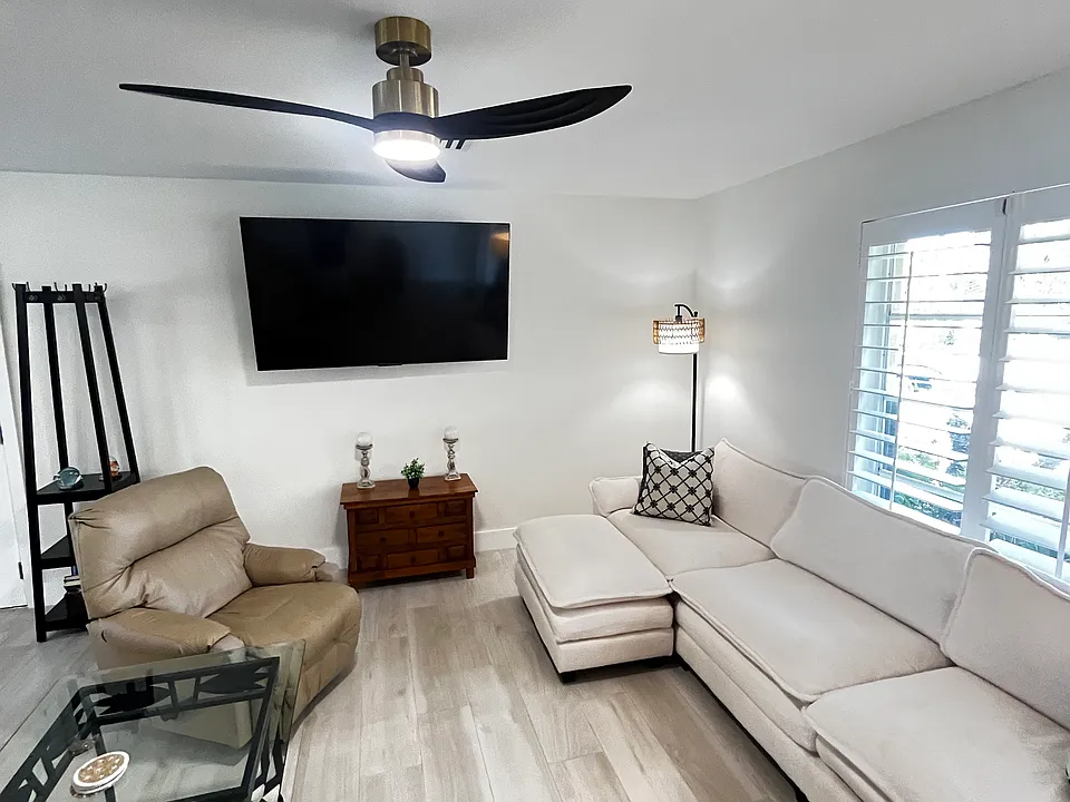 27251 Patrick St