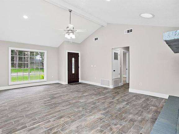 5th image of 312 Trailwood Cir