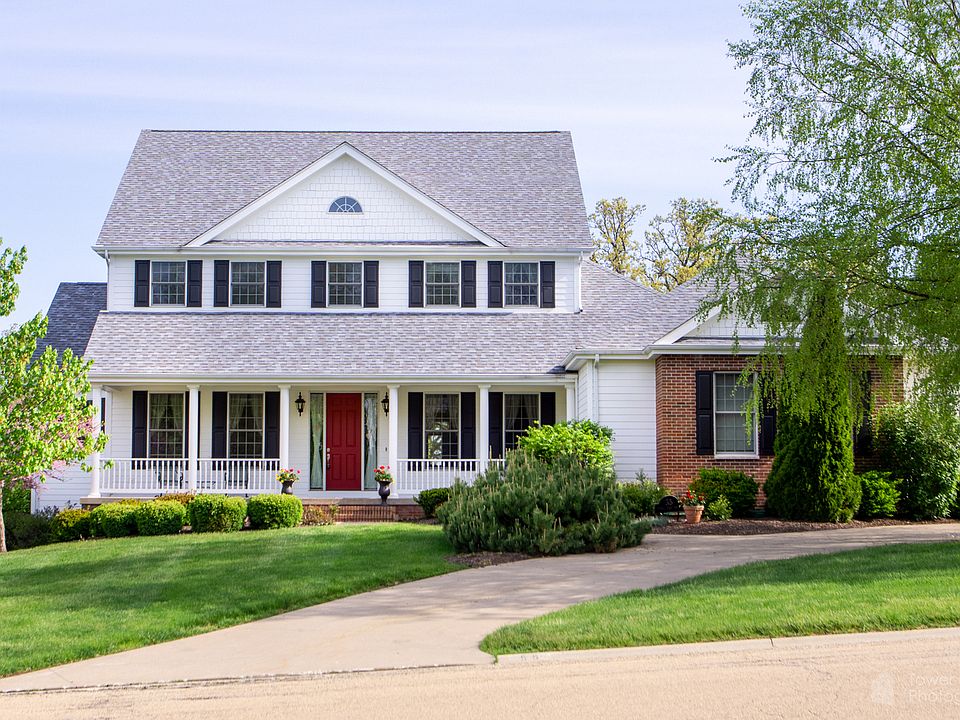 1st image of 55 Royal Wood Dr
