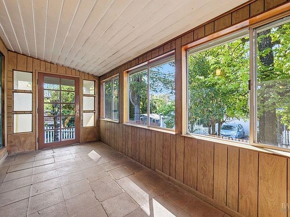 5th image of 8182 Knoll Dr