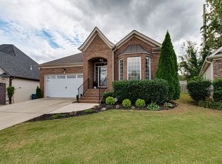 6720 Kenton Ridge Cir, Chattanooga, TN 37421