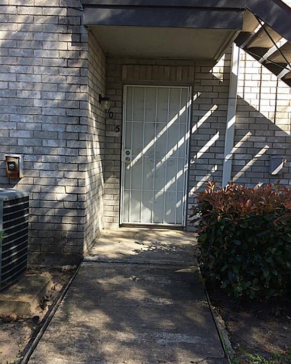 1st image of 9797 Leawood Blvd APT 1005