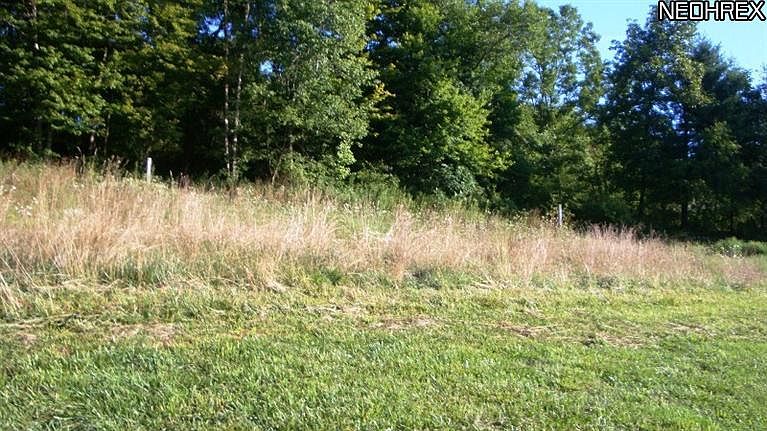 2nd image of 7013 Echo Lake Rd NE