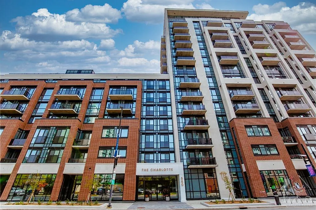 560 Rideau St #1207 — Photo 1