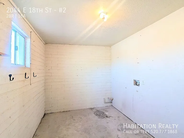 2044 E 18th St #2 — Photo 9