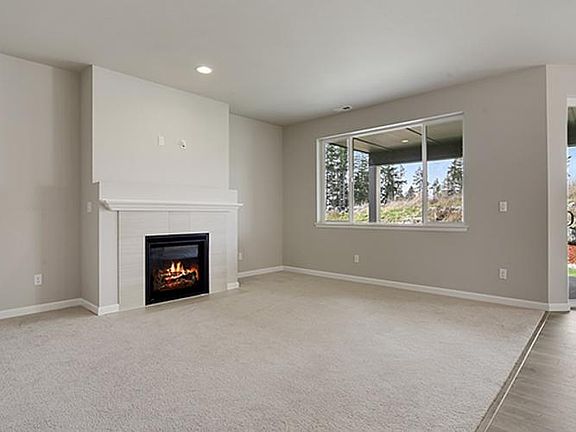 4th image of 20134 18th Avenue Ct E