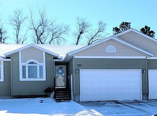 1924 Sapphire Ave, Aberdeen, SD 57401