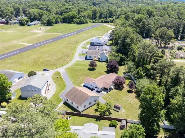 12132 Double Tree Ln, Lusby, MD 20657