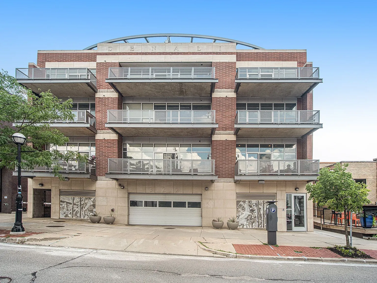 2 bed, 997 sqft, $3,500 — Photo 2