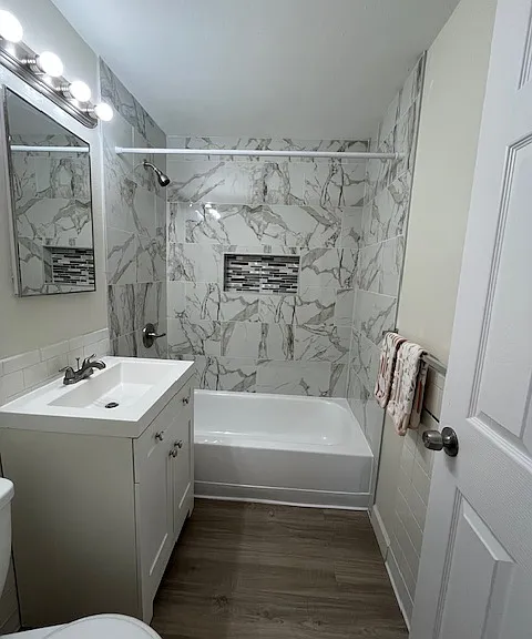 Orchard Glen Apartments — Photo 103