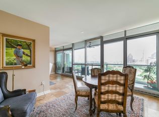 1 Miranova Pl APT 1720, Columbus, OH 43215