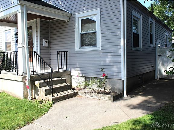 3rd image of 1833 Pershing Blvd