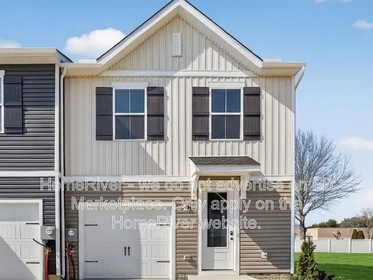 228 Clement Loop — Photo 1