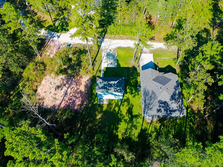15629 Holly Dr — Photo 16