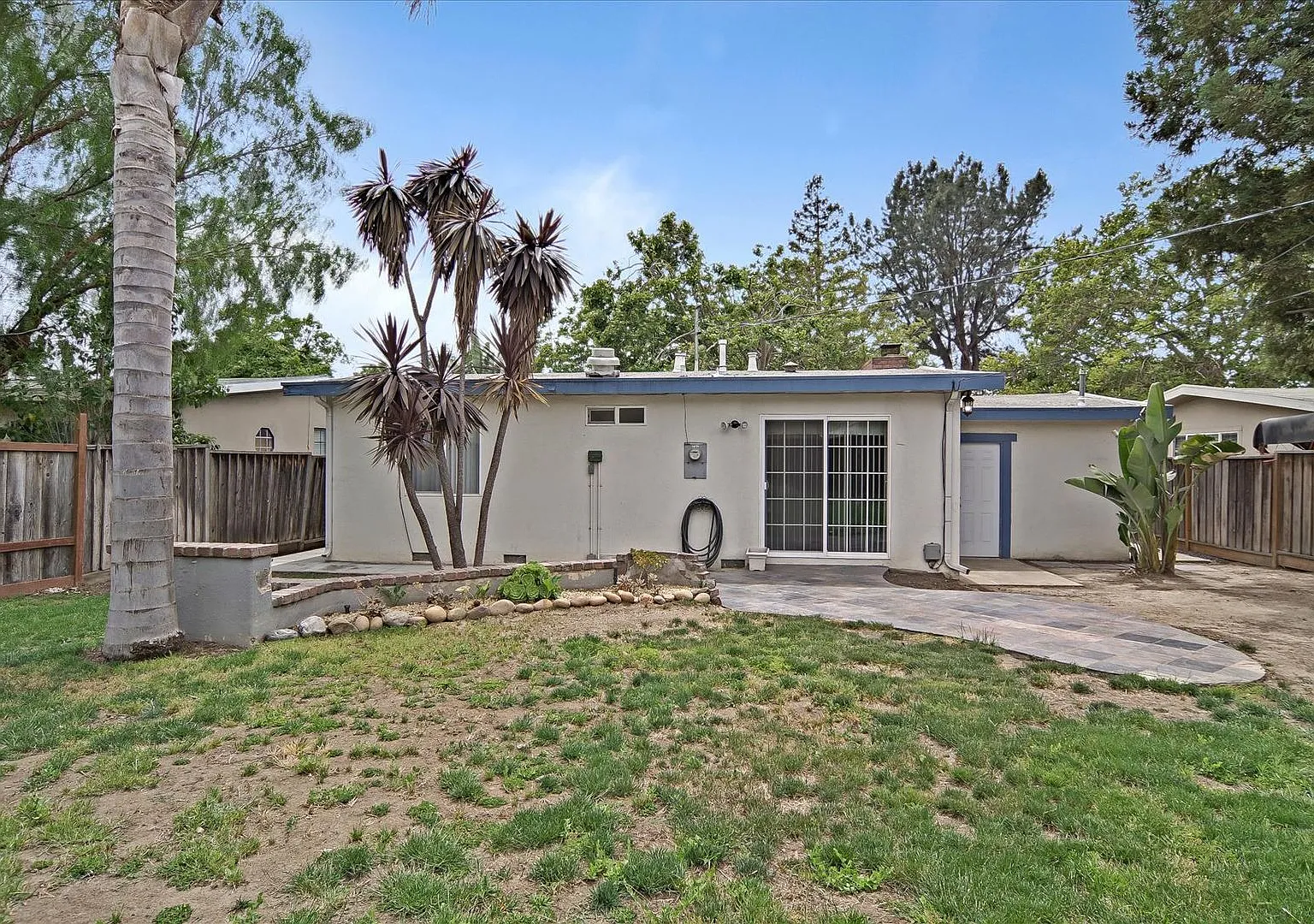 Wow! What a Great Home! Available Soon! — Photo 4