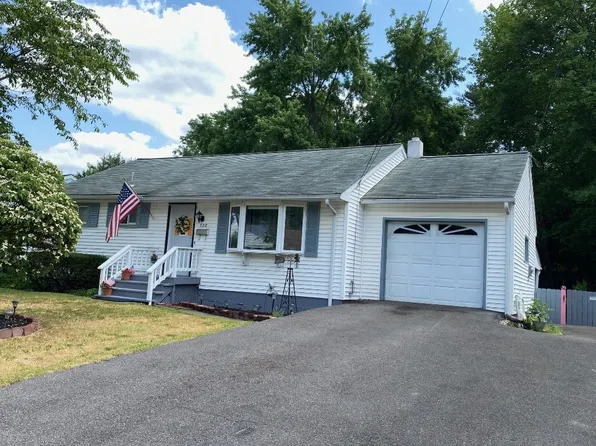 328 Doyleson Ave, Endwell, NY 13760