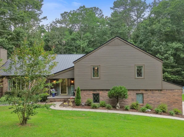 364 Hidden Oaks Trl NE, Cleveland, TN 37312