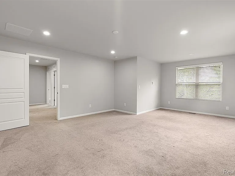 31065 Tremont Ln — Photo 21