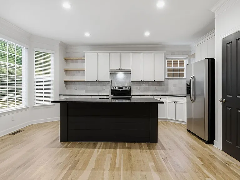 2661 Avery Park Dr — Photo 12