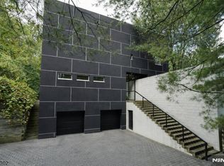 451 Mountain Ave, North Caldwell, NJ 07006