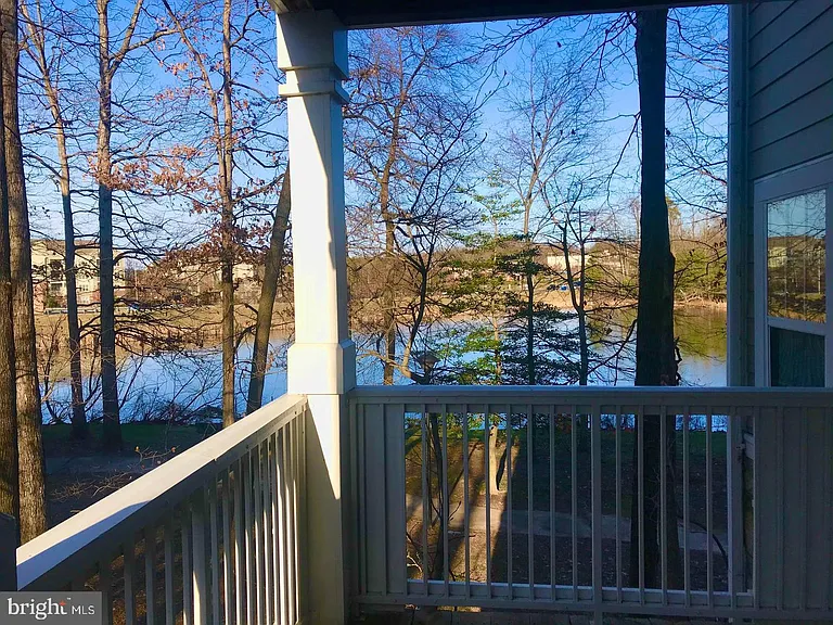 1720 Lake Shore Crest Dr #13 — Photo 3