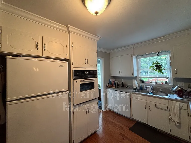 310 Windward Way — Photo 5