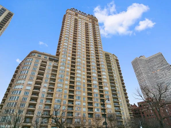 2550 N Lakeview Ave Unit S1304, Chicago, IL 60614