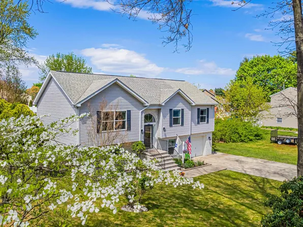 303 Lakeview Ave, Hammonton, NJ 08037