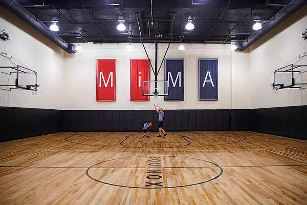 Rented by Douglas Elliman | media 20