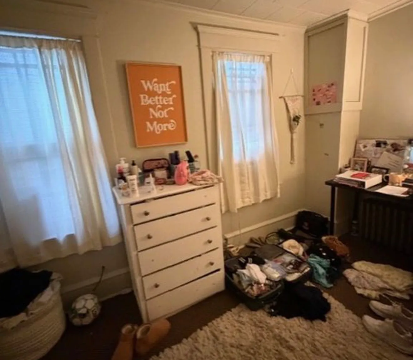 4 bed, $1,800 — Photo 3