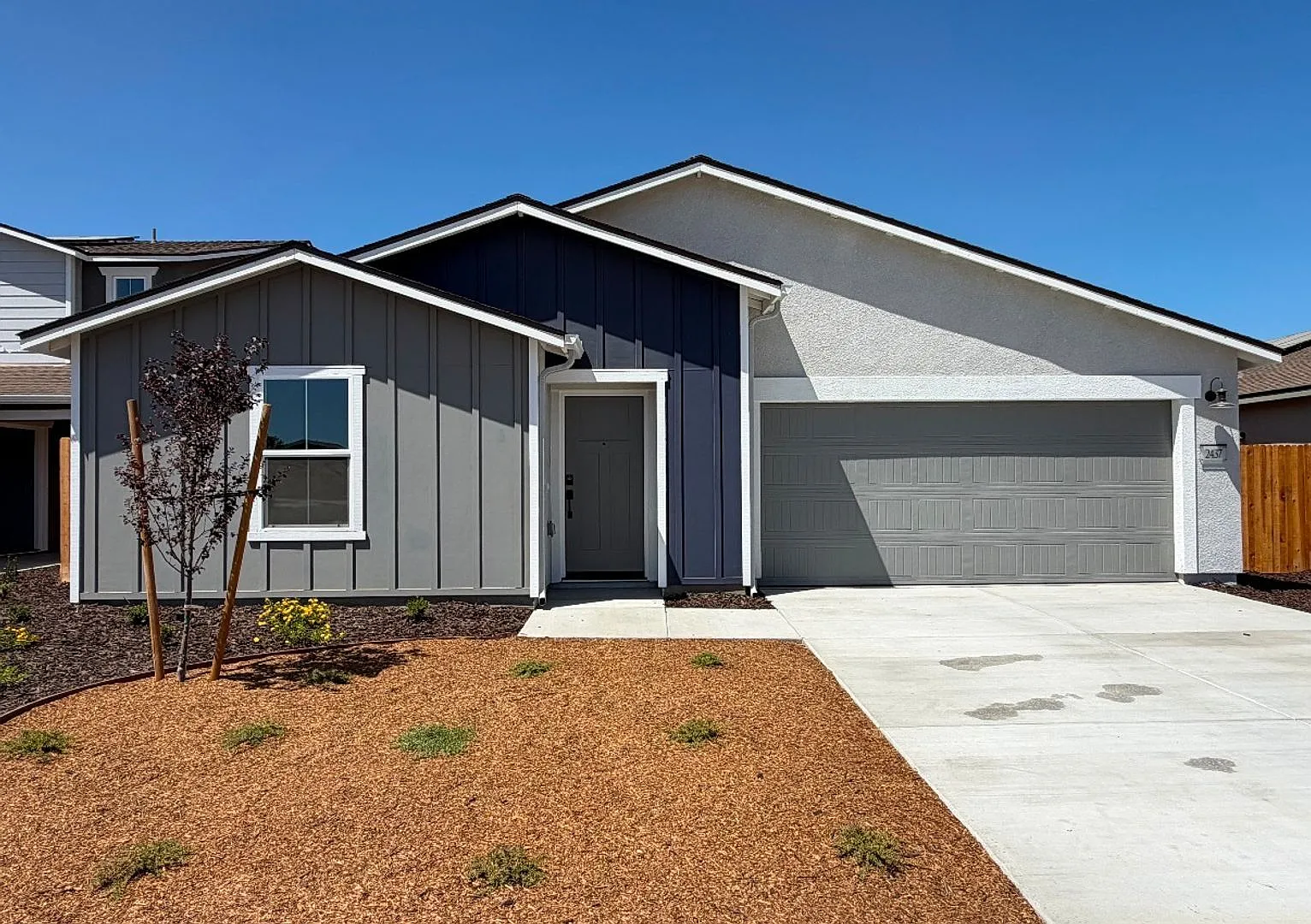 **Beautiful 4-Bedroom, 3-Bathroom Home for Rent** — Photo 1