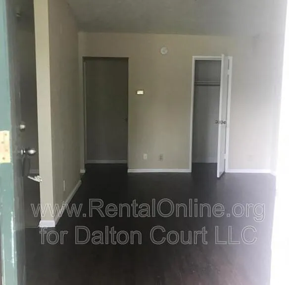 5302 Milner Rd #3 — Photo 1