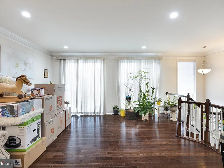23377 Lewis Hunt Sq — Photo 8