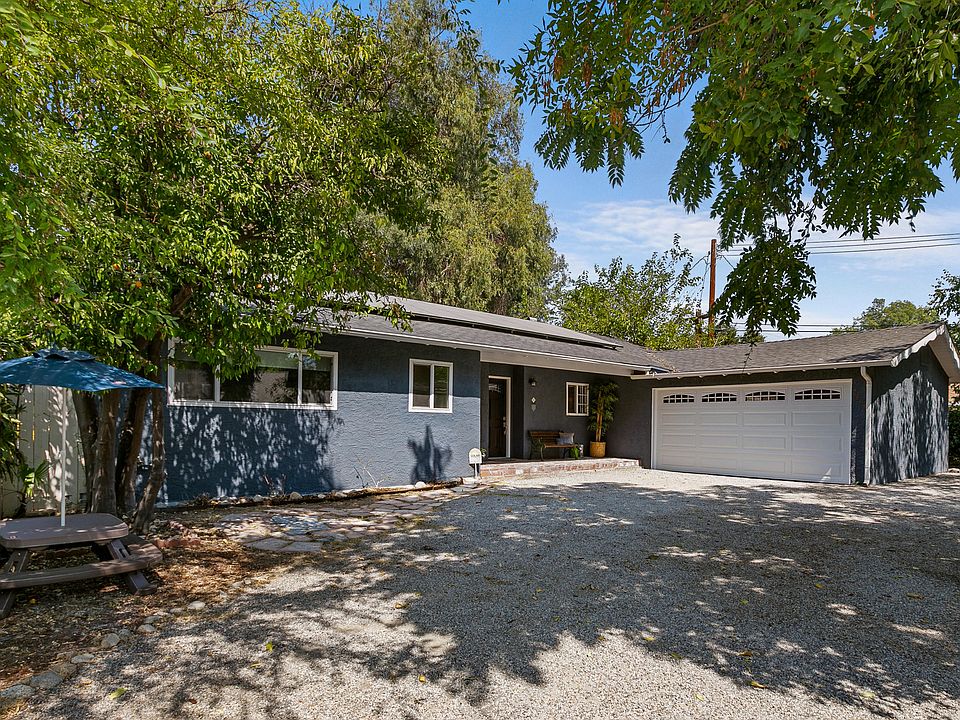 1st image of 2674 Lincoln Ave