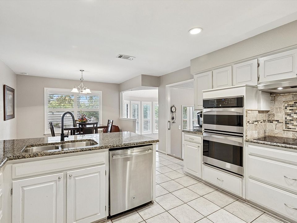 1st image of 2618 Keystone Dr