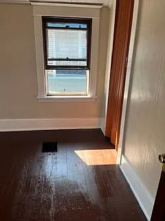 198 Shirley Ave — Photo 3