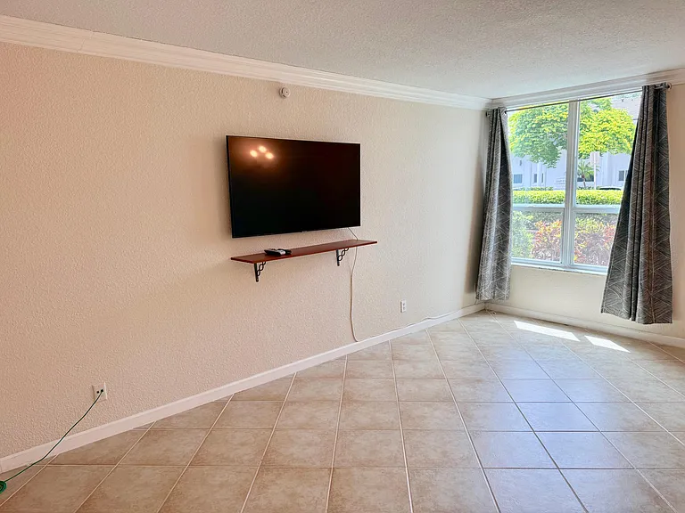 1000 Spanish River Rd #1B — Photo 28