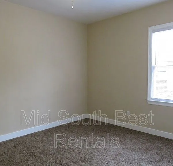 3729 Mason Ave — Photo 2