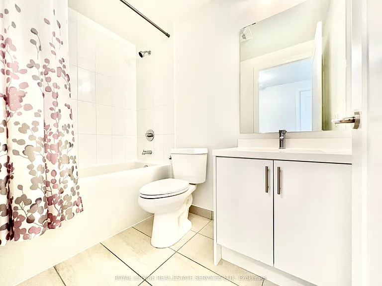412 Silver Maple Rd #308 — Photo 17