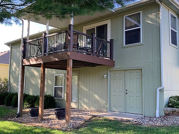 5th image of 15655 Meadow Ct