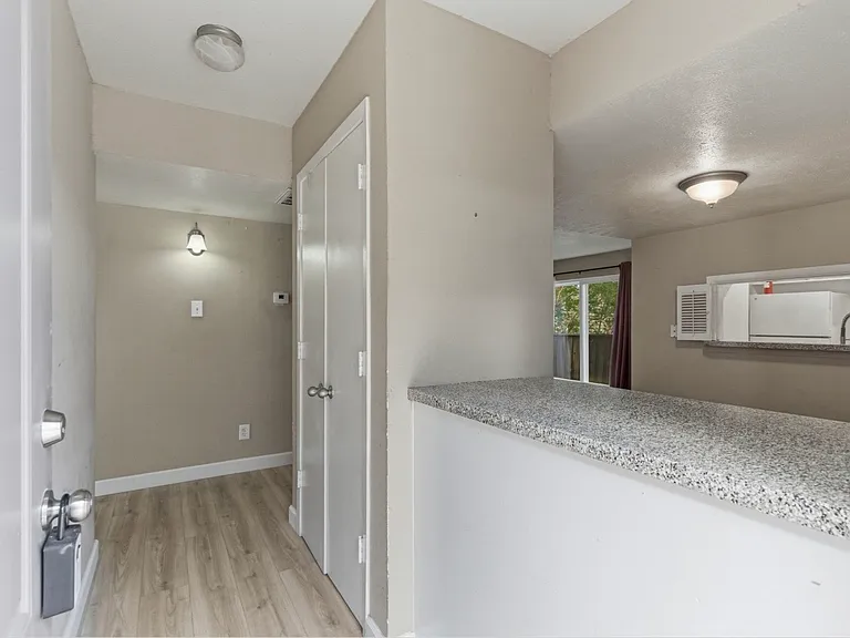 4112 Bowser Ave #205 — Photo 7