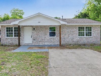 258 Magnolia St, Biloxi, MS, 39530