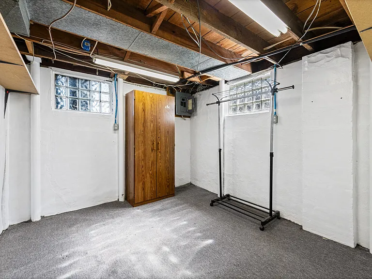 922 Mayflower Ave — Photo 30