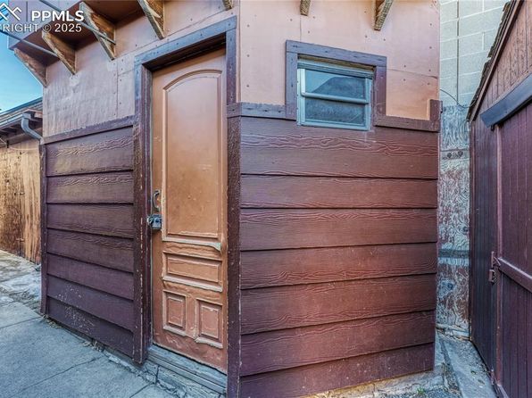 denver-colorado-444454095 picture