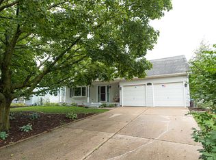 2912 Vimy Ridge Dr, Joliet, IL 60435