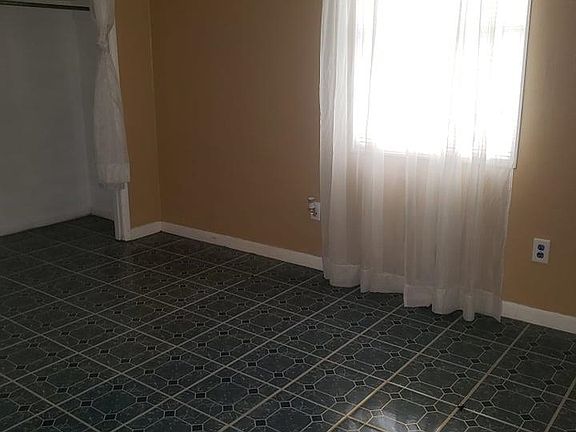 4th image of 2257 Rodney J Evans Dr