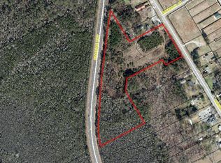 138 Worth Guard Rd, Coinjock, NC 27923