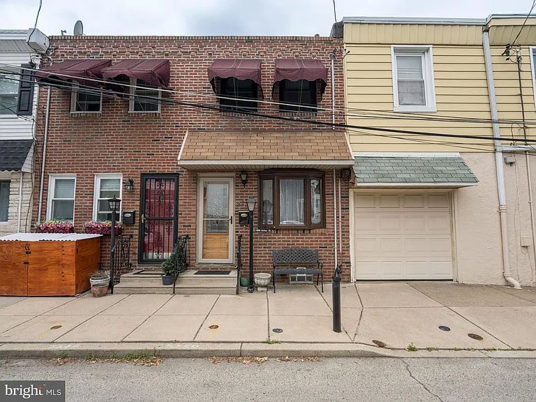 2250 Ritter St — Photo 1