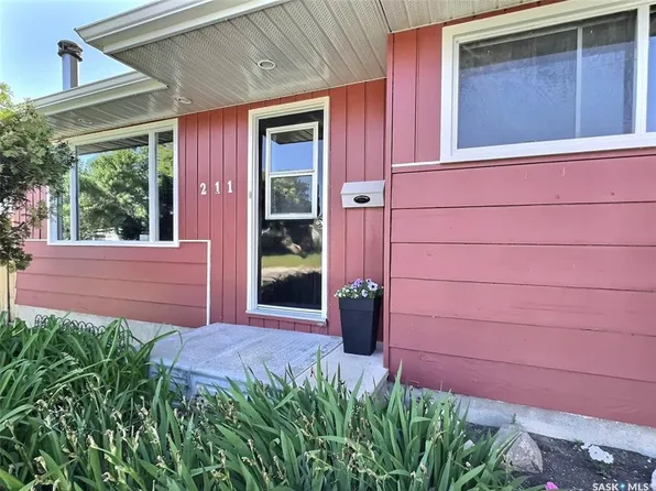211 Duncan ROAD, Estevan, SK S4A 0A3