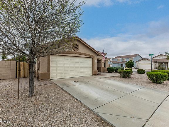 3rd image of 11223 E RALEIGH Avenue